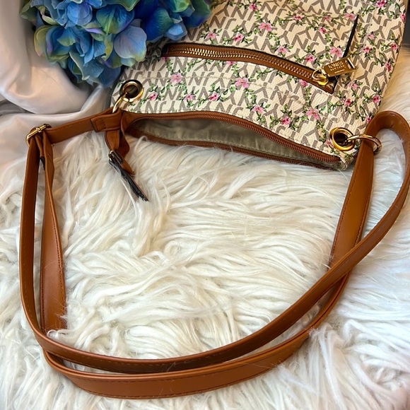 Jones New York crossbody bag - Picture 10 of 16